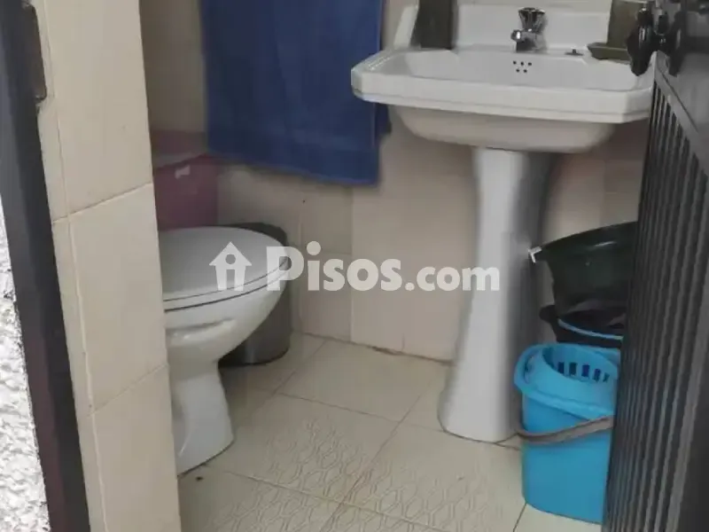 Bathrooms - Chalet with Pool on Carretera de San Antonio