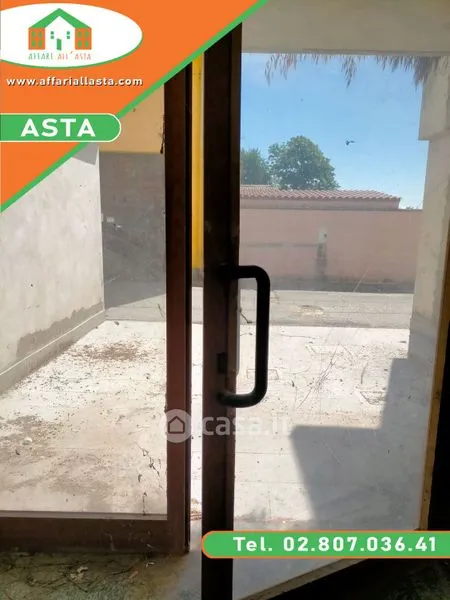 Ingresso - Three-Bedroom Apartment with Balcony in Palestro
