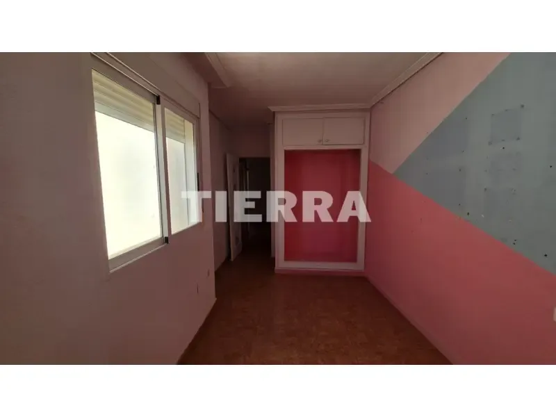 Pièces - Duplex with Parking in Pliego