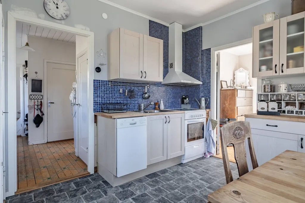 Cucina - Charming Cottage with Garden in Kristinehamn