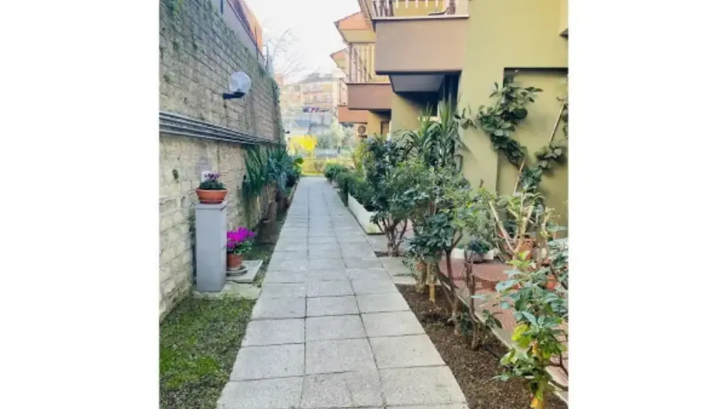 Aed - Terraced Villa with Terrace in Rome