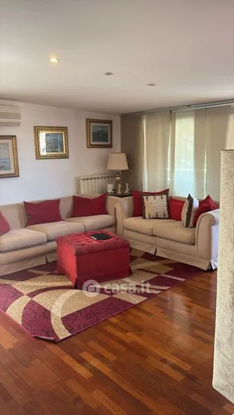 Soggiorno - Rear-Facing Duplex with Balcony in Battipaglia