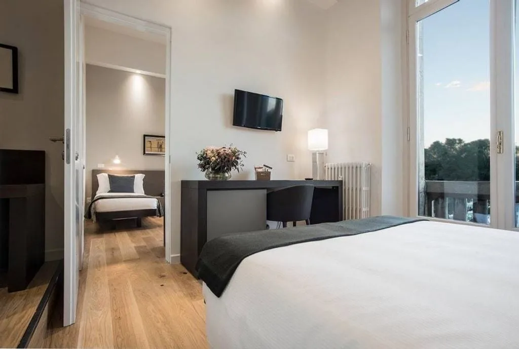 Magamistoad - 18-Bedroom Apartment with Panoramic Views in Florence