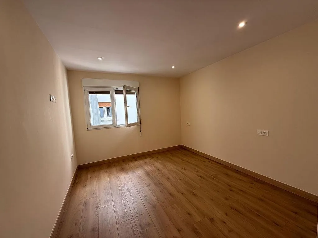 Toad - Apartment with South Orientation in Gijón