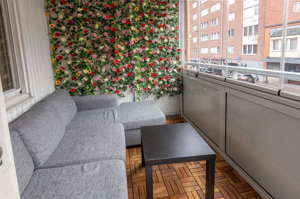 Balcon - Apartment with Balcony in Central Norrköping