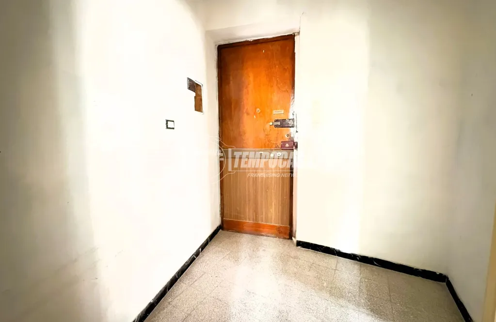 Entrée - Central Apartment with Balcony in Pinerolo