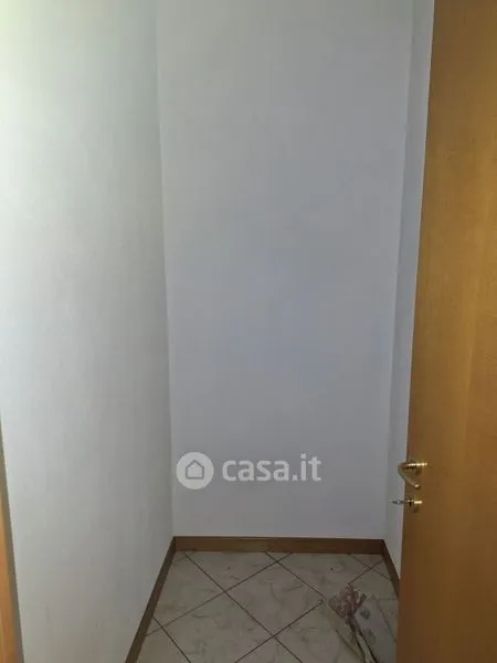 Rooms - Rented Duplex in Central Peia