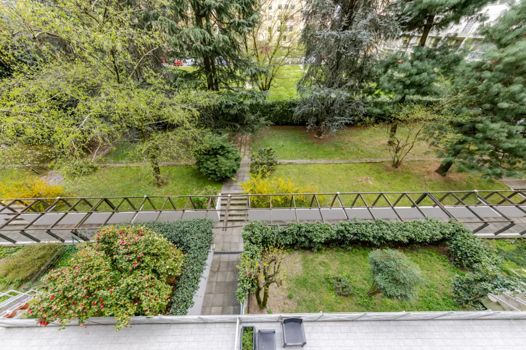Aed - Flat with Balcony in Milan