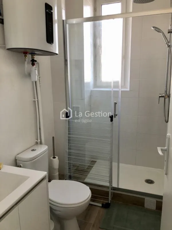 Bagni - Studio Flat with View in Melun