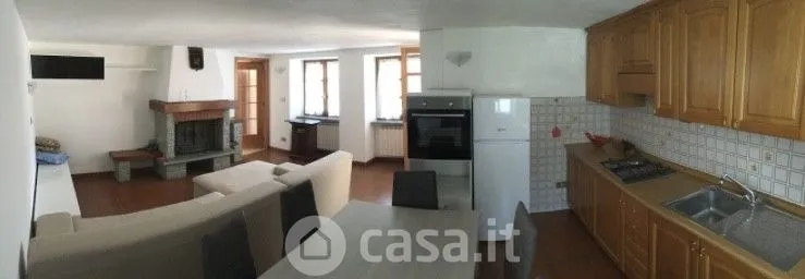 Elutuba - Rustic House with Garden in Perloz