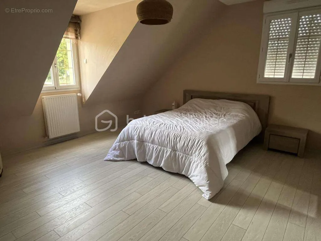 Camere da letto - House with Independent Apartment in Quiet Area