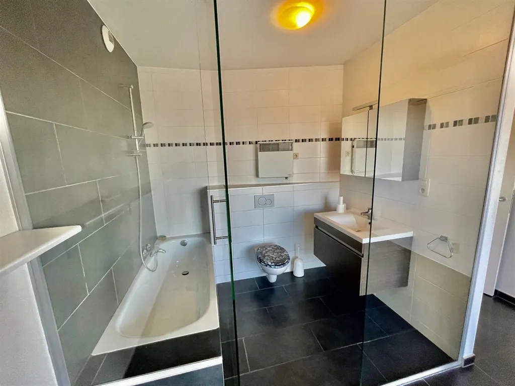 Vannitoad - Penthouse with 300° View in Brussels