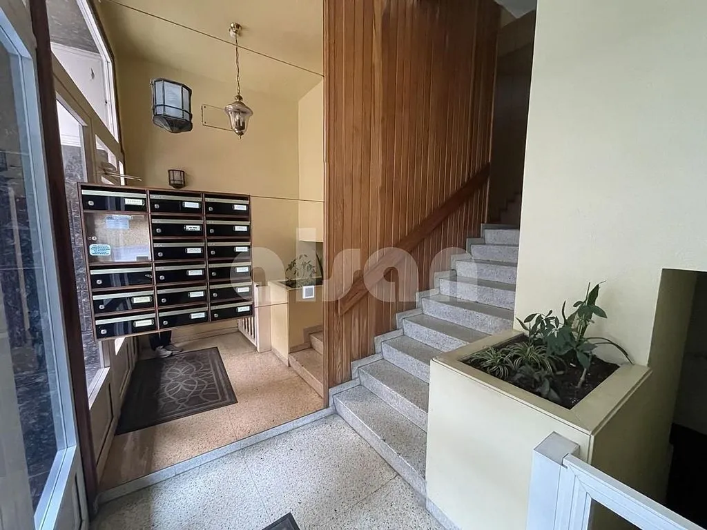 Pièces - Apartment with Large Windows in Vigo
