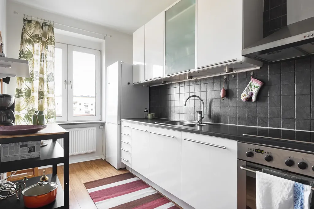 Cuisine - Apartment with West-Facing Balcony in Malmö