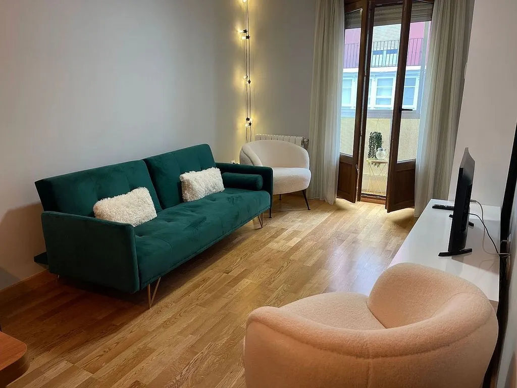 Elutuba - Furnished Flat with South View in Santander