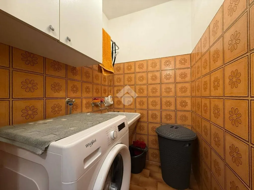 Lavanderia - Rear-Facing Apartment with Terraces in Malgrate