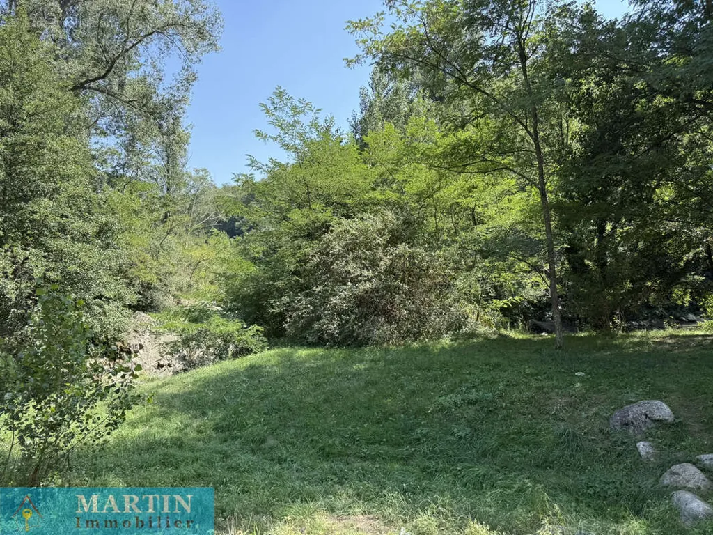 Giardino - Mas with River Access in Peaceful Hamlet