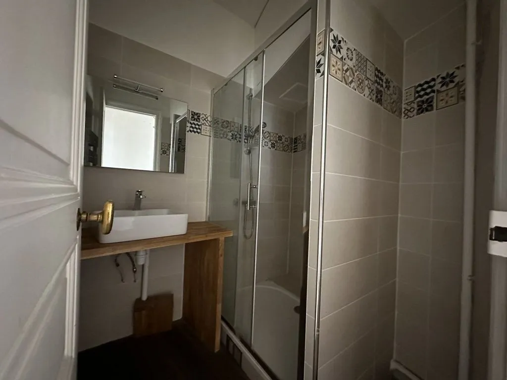 Salles de bain - Appartement Familial avec Cachet à Boulogne-Billancourt