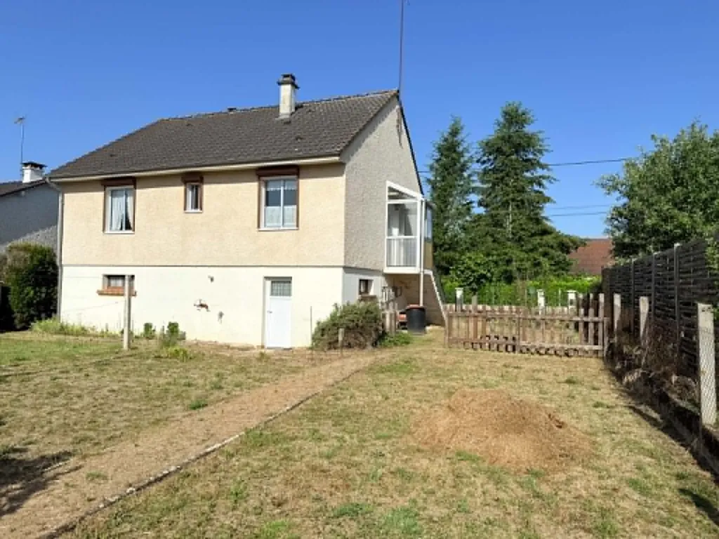 Giardino - Functional House with Garden in Quiet Area