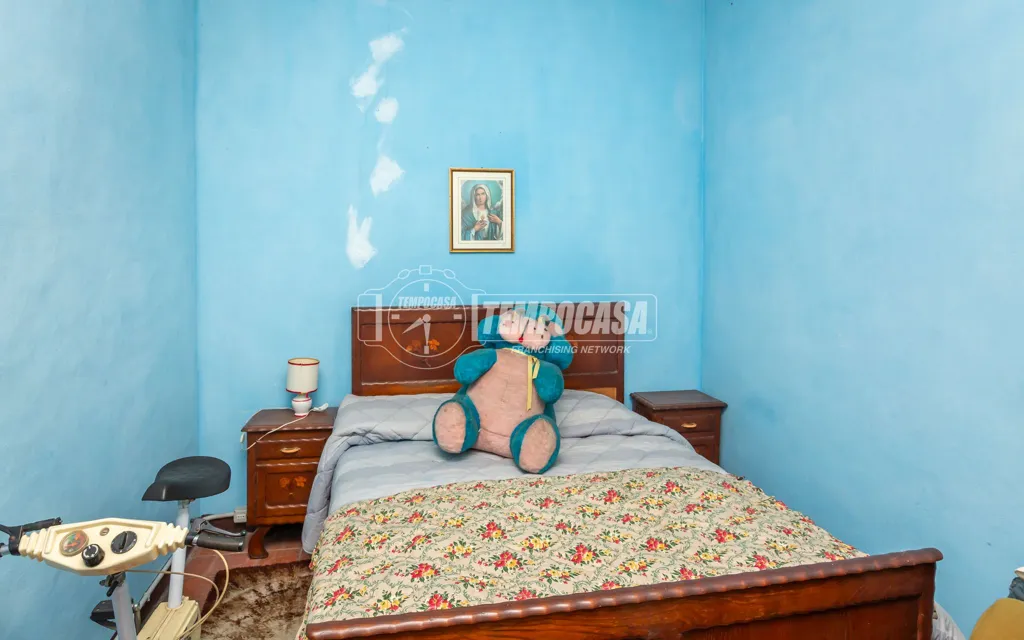 Bedrooms - Rustic Country House with Garden in Narzole