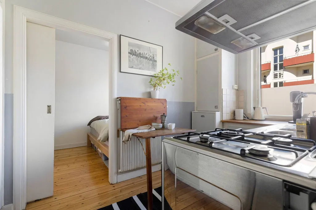 Cucina - Charming Two-Bedroom Flat with Balcony in Stockholm