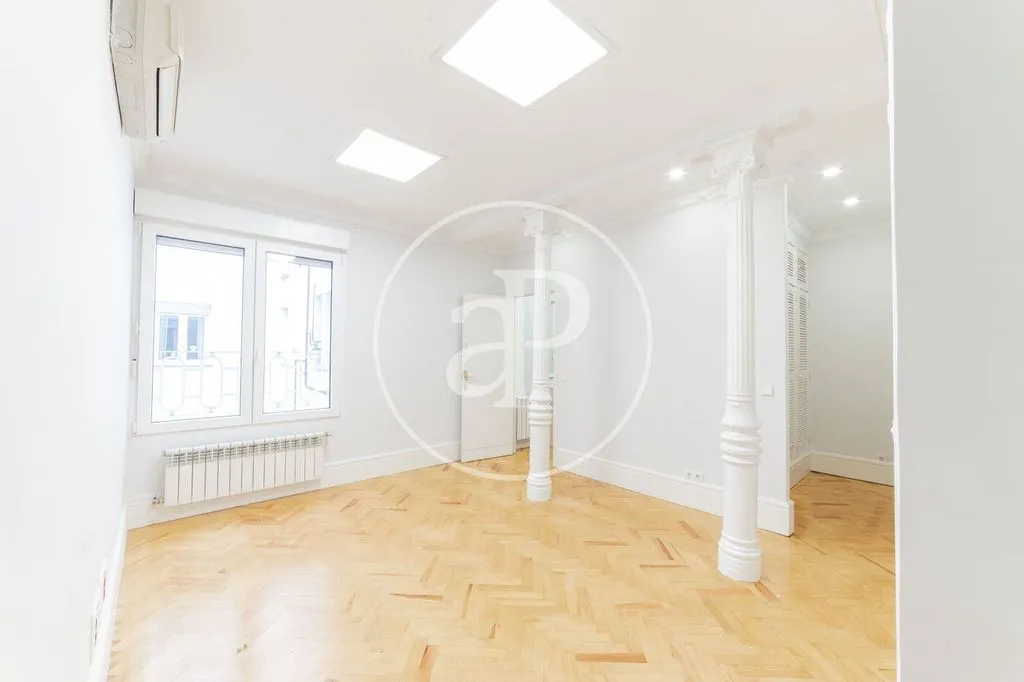 Living Room - Luxury Apartment with Classic Façade in Madrid