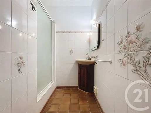 Salles de bain - Villa Rénovée avec Atelier à Bagnols-sur-Cèze