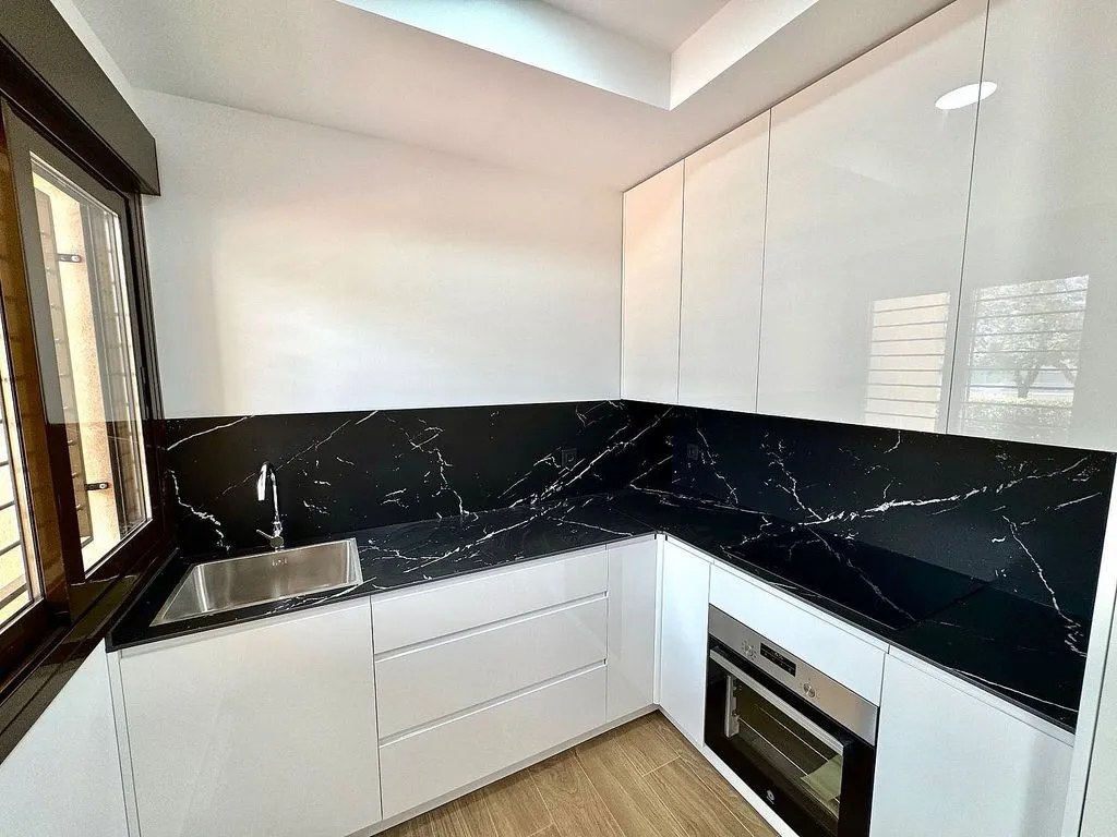Cuisine - Modern Studio Flat with Air Conditioning in Murcia
