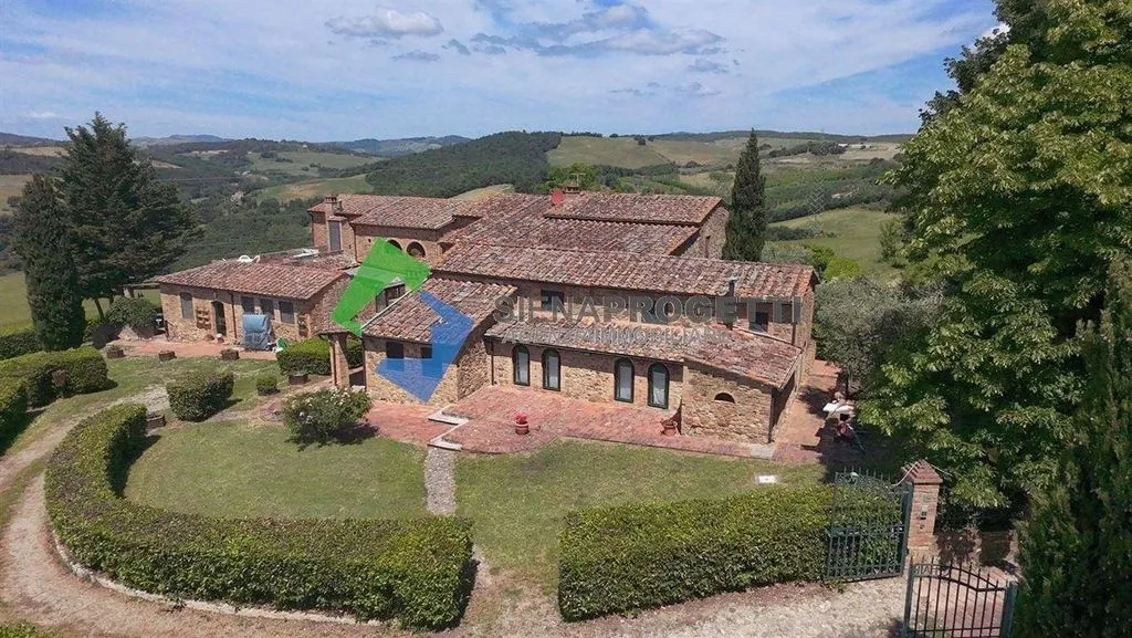 Vista aerea - Rustic Casale with Pool in Casole d'Elsa