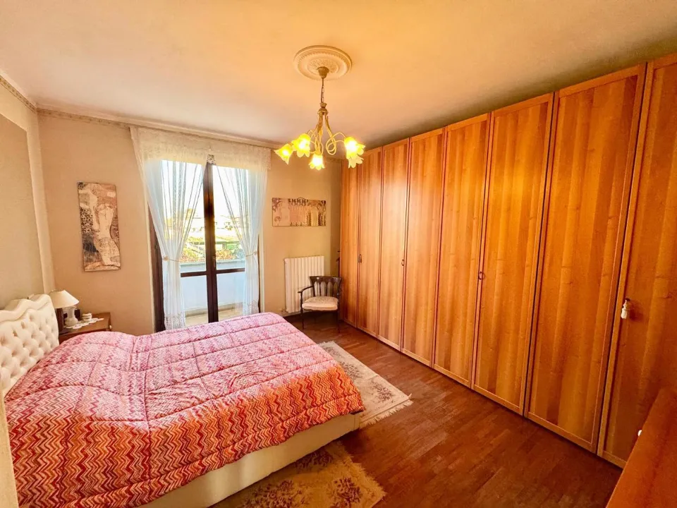 Magamistoad - Three-sided Villa with Garden in Mortara