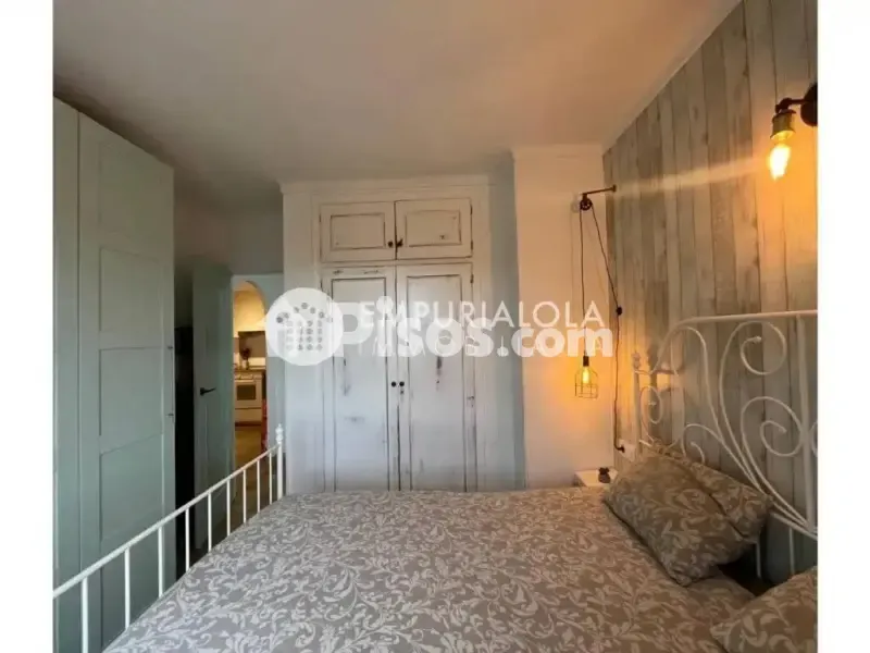 Magamistoad - Reformed Apartment with Terrace in Empuriabrava