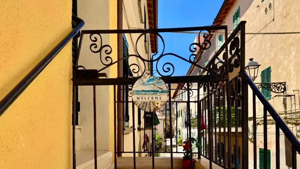 Stanze - Bilocale with Sea View in Portoferraio