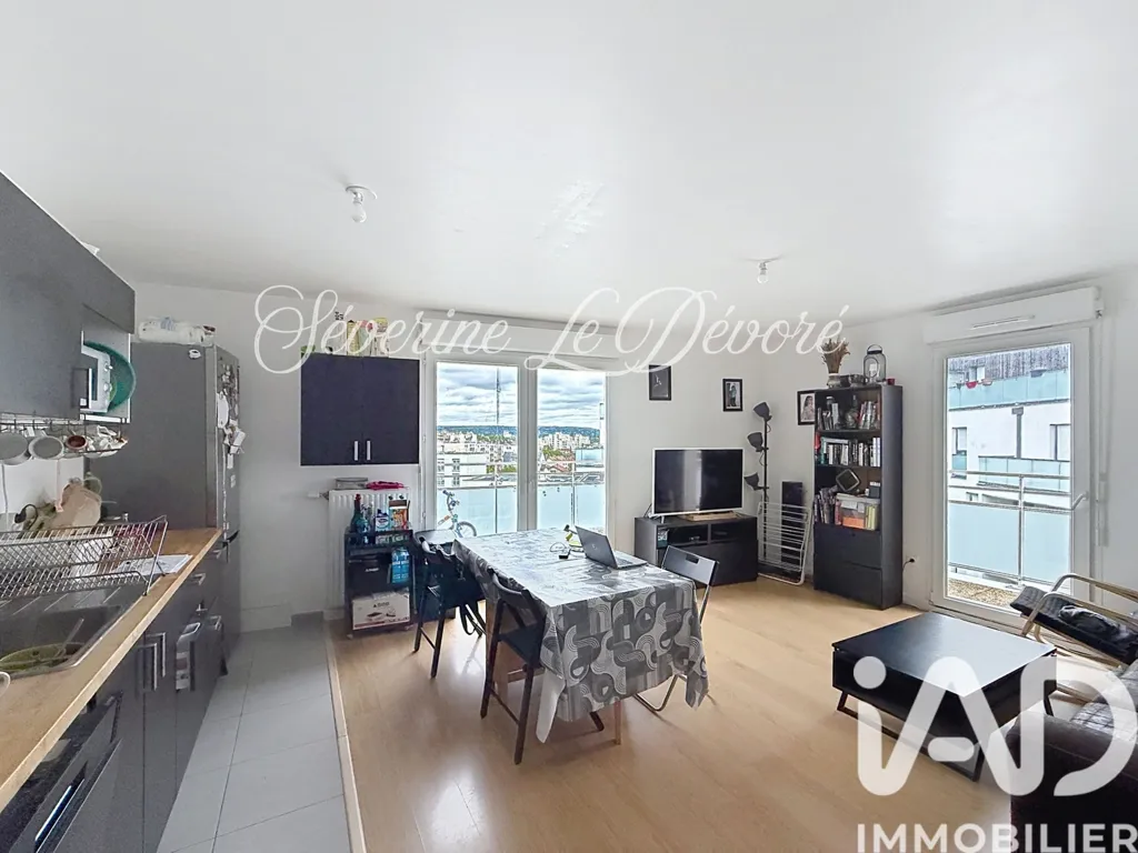 Kitchen - Apartment with Balcony in Sannois