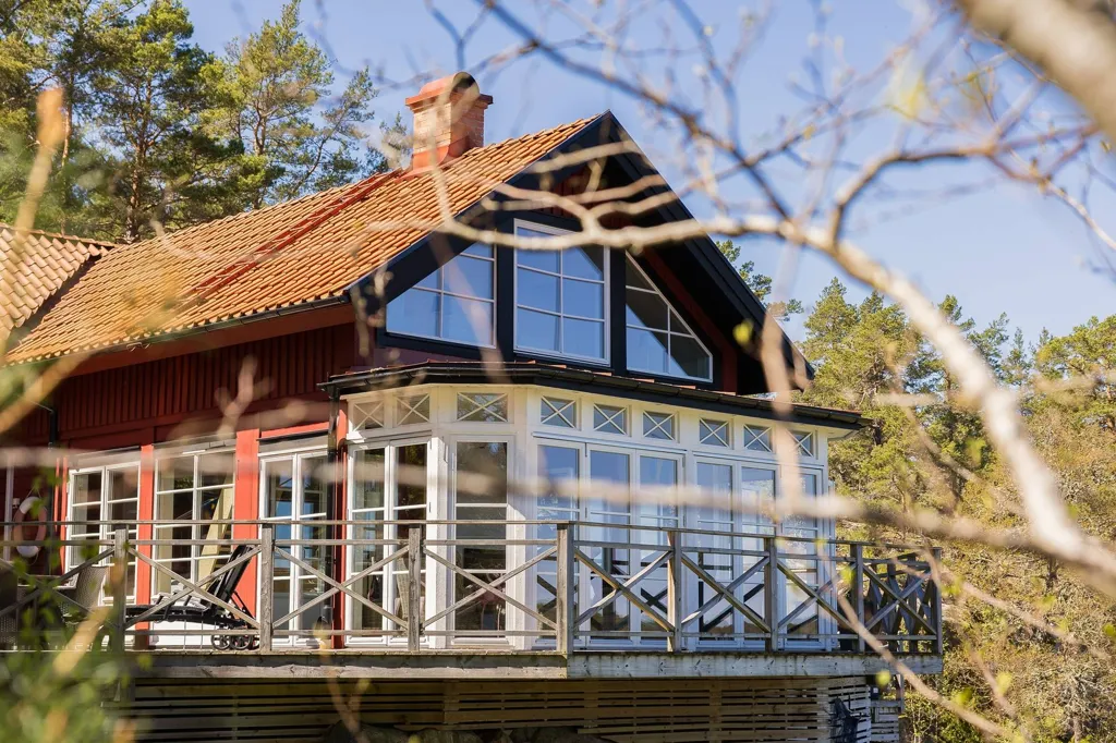 Esterno - Modern Holiday Home with Private Beach in Tjust