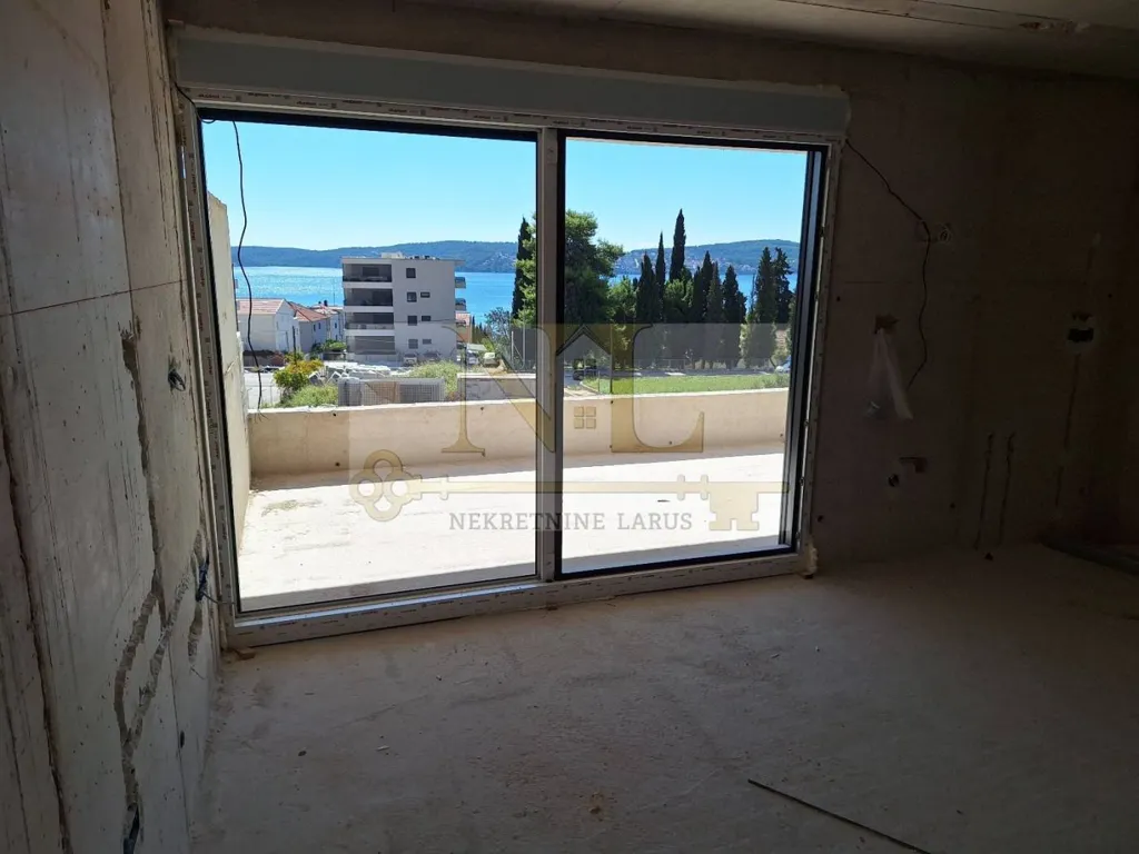 Pièces - Apartment with Sea View in Seget Donji