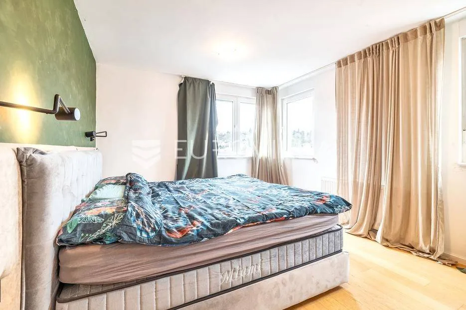 Chambres - Penthouse with Terraces in Vrapče, Zagreb