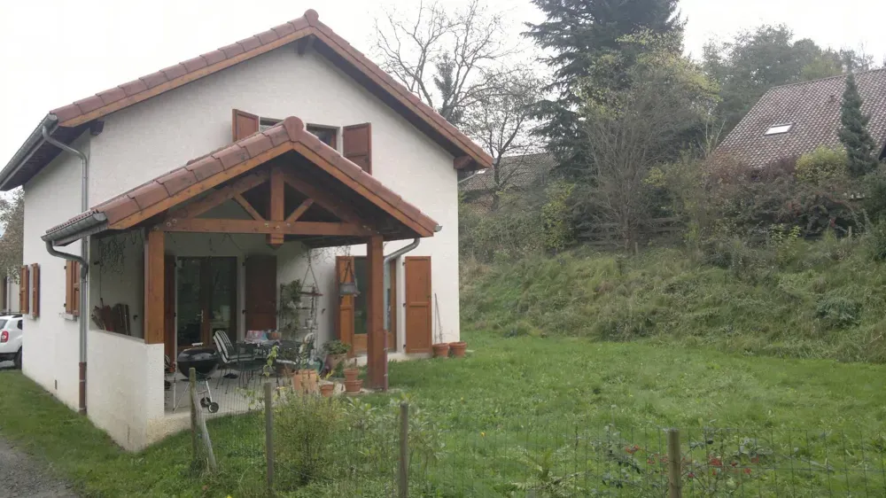 Extérieur - Villa Récemment Construite avec Cuisine Ouverte à Villeneuve d'Uriage
