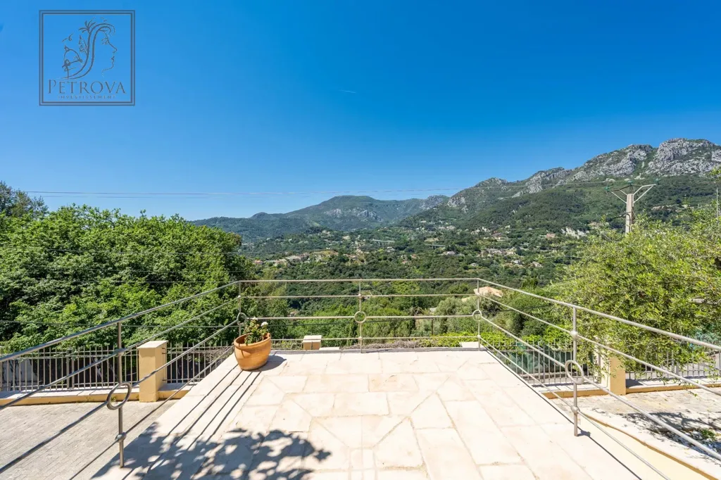 Terrass - Villa with Sea View in Prestigious Menton