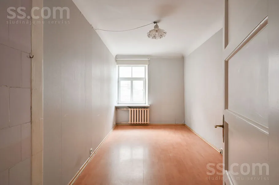 Esik - Apartment with Central Heating in Riga Centre
