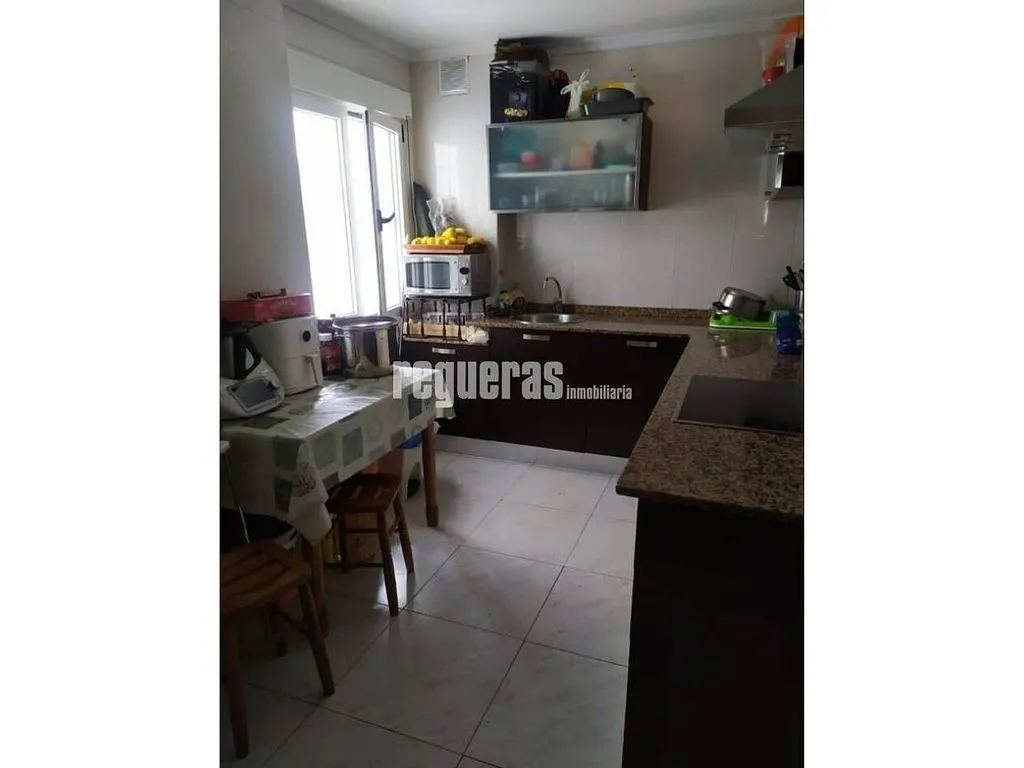 Cuisine - Apartment with Lift in La Magdalena, Avilés