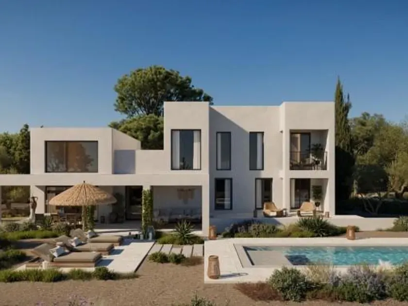 Bassein - Mediterranean-Style Villa with Pool in Macenas