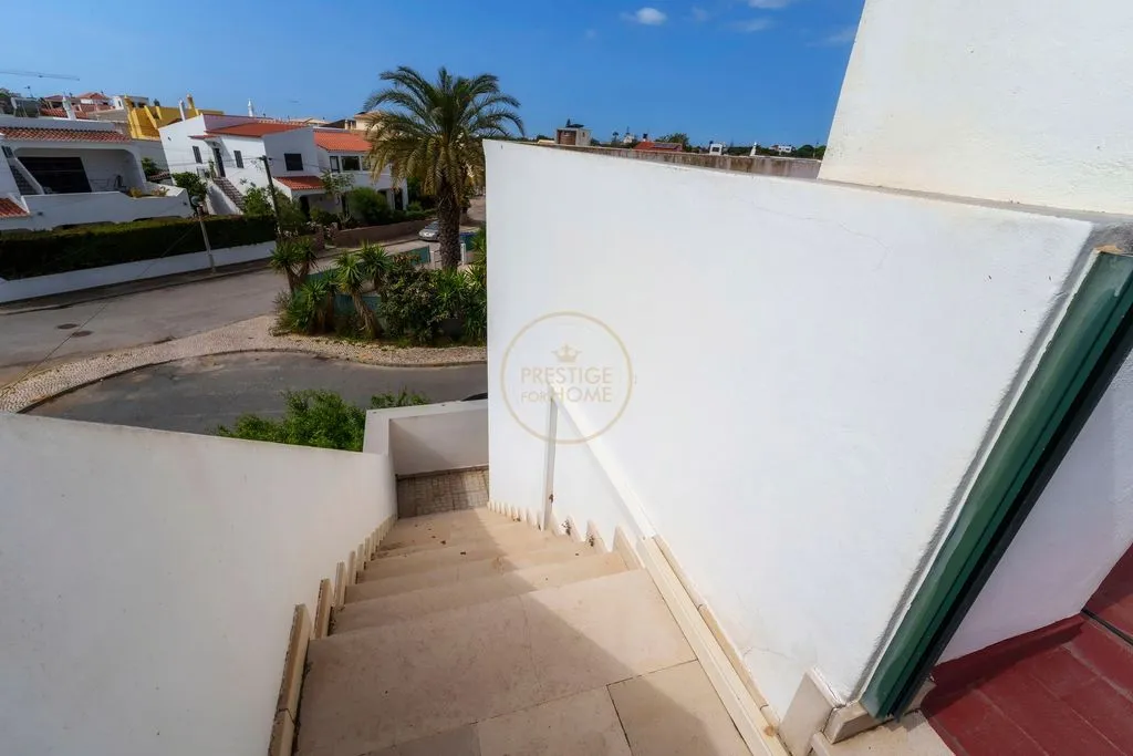 Pièces - Luxury Villa with Garden in Olhão