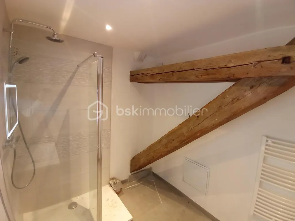 Vannitoad - Duplex Apartment with Garden in Beure