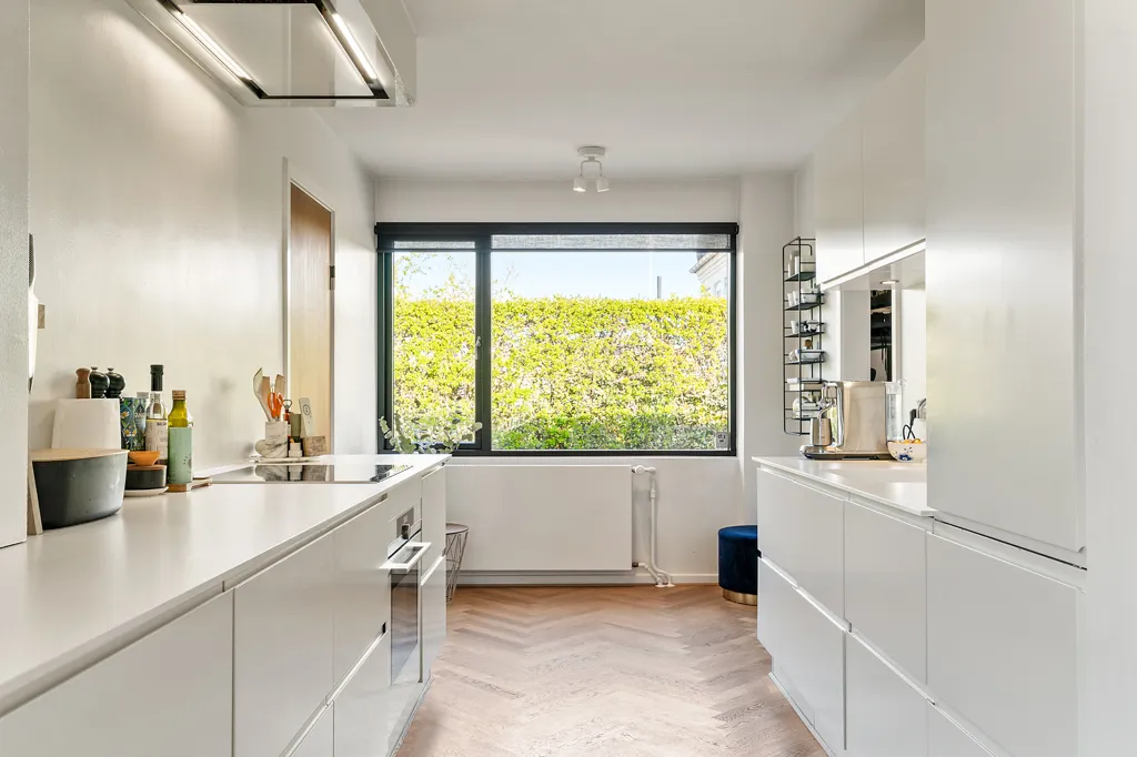 Cuisine - Classically Styled Villa Near Water in Risskov