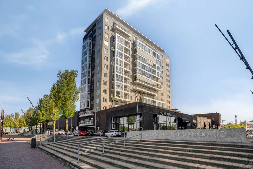 Exterior - Luxury Apartment with Maas View in Rotterdam