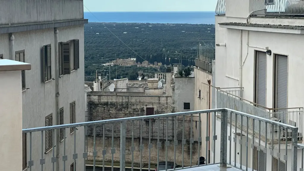 Rõdu - Rustic House with Terrace in Ostuni