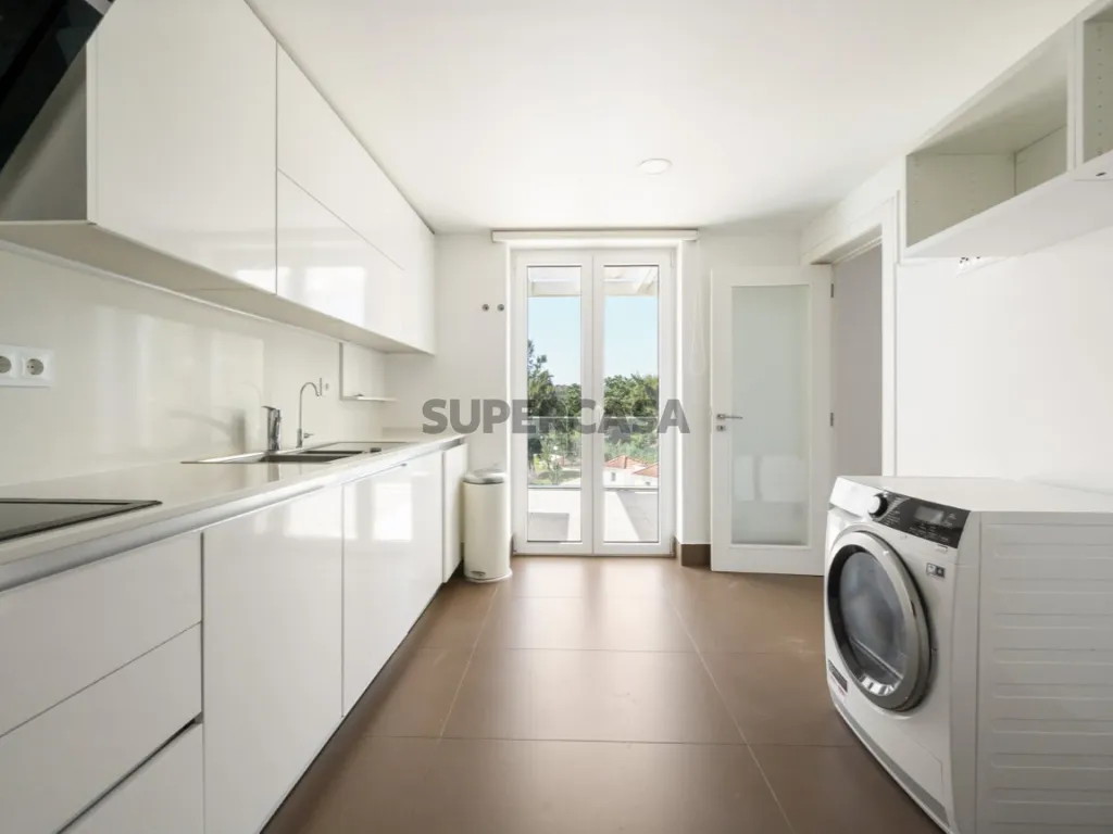 Cuisine - Luxury Duplex with Pool in Bicesse, Cascais