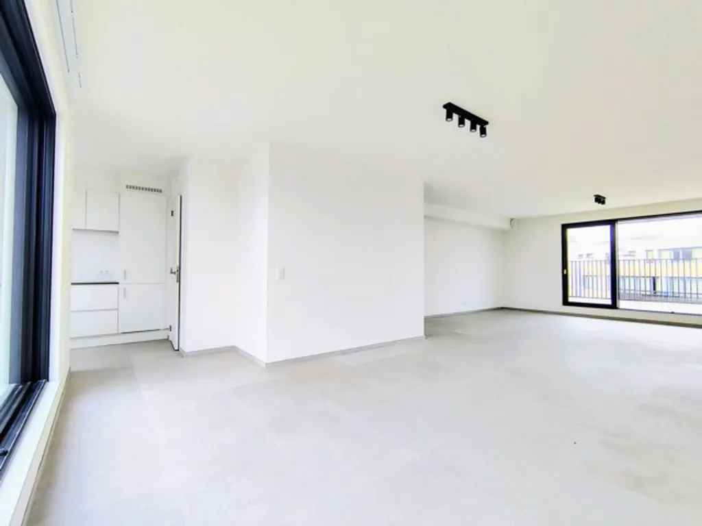 3 magamistoaga korter asukohas Schaarbeek