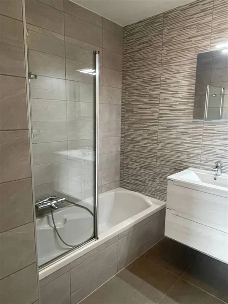 Vannitoad - Apartment with Terrace in Bastogne