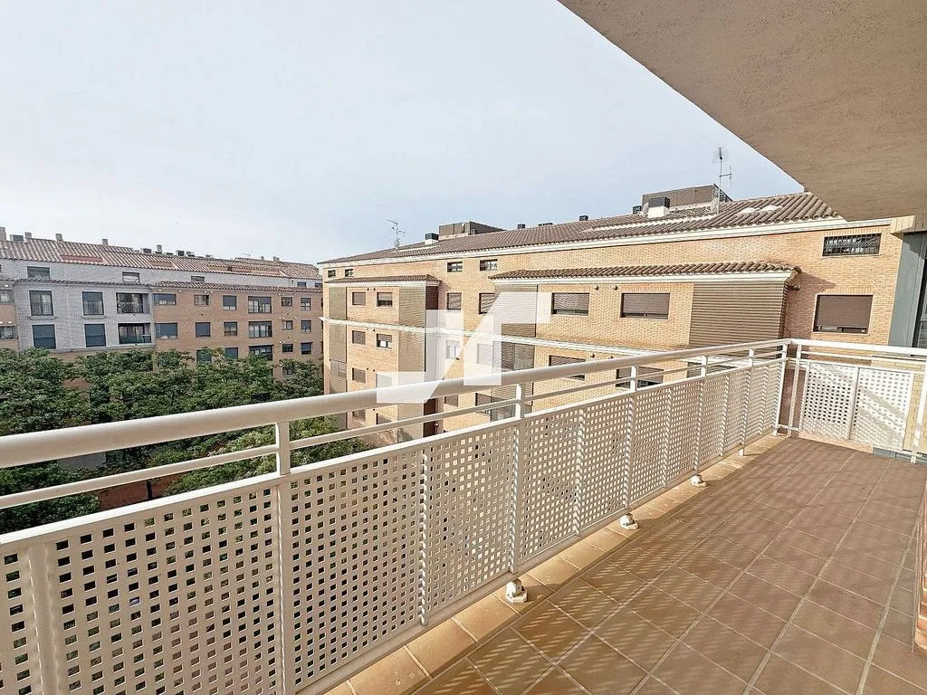 Rõdu - Duplex with Terraces in Cariñena, Vila-real